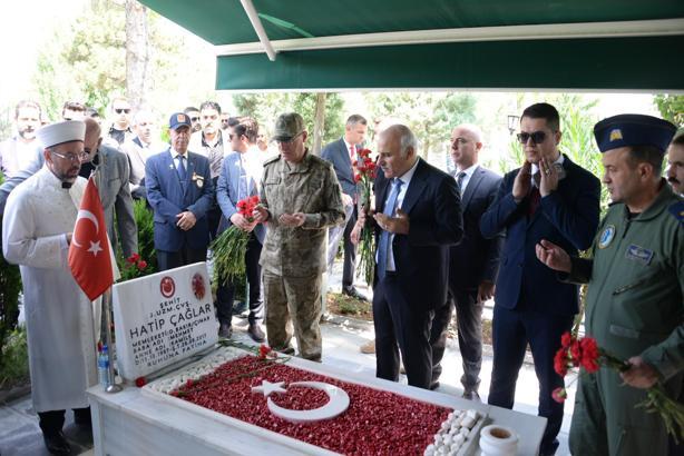 Diyarbakır'da 15 Temmuz şehitleri anıldı