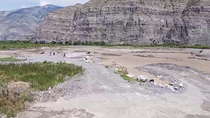 Tortum Çayı'nda aranan 8 aylık bebeğe ulaşılamadı