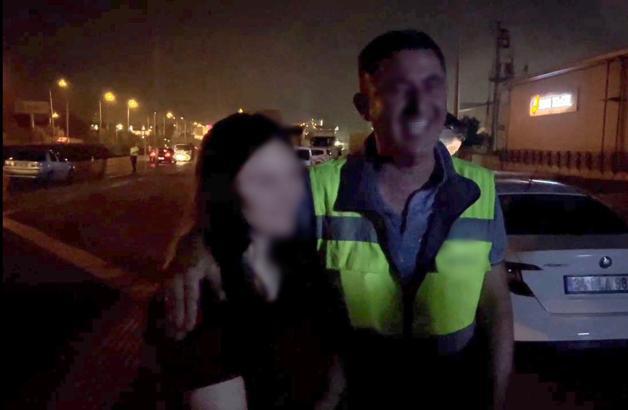 17 yaşındaki kızının kullandığı otomobilde uygulamaya yakalanınca, ‘Alkollüydüm, direksiyonu ona verdim’ dedi