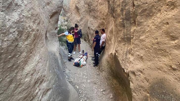 Kayseri’de kanyonda yürüyüş yaparken yaralanan İtalyan turist 1.5 saatte kurtarıldı