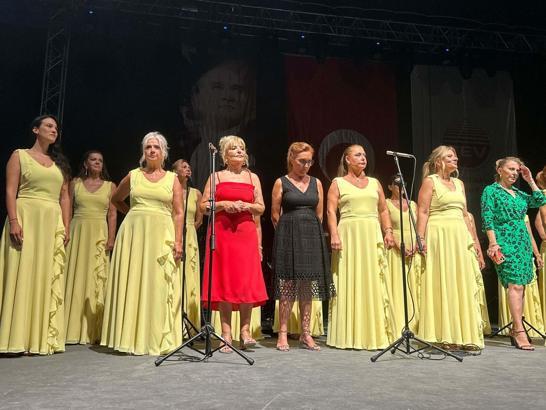 TEV: Yunan şarkıcı, değiştirilemez hassasiyetimiz sebebiyle sahne almayacağını söyledi