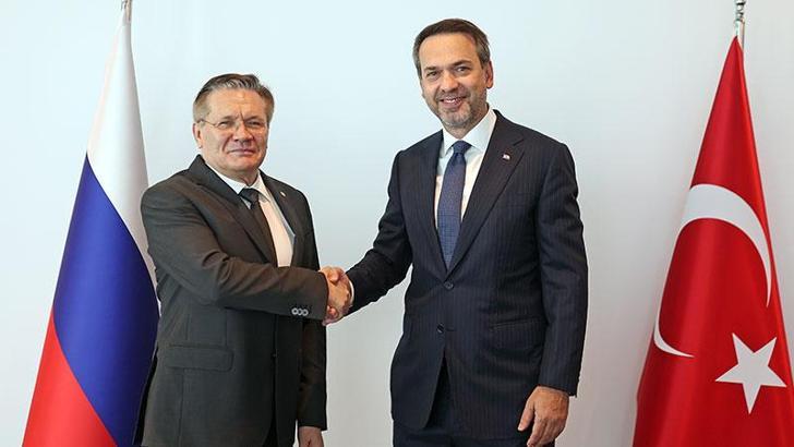 Enerji ve Tabii Kaynaklar Bakanı Alparslan Bayraktar, Rosatom Genel Müdürü Alexey Likhachev ile görüştü