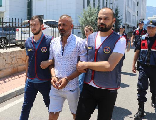 Annesini boğduktan sonra 'Hakkım sana helal' paylaşımı yaptı