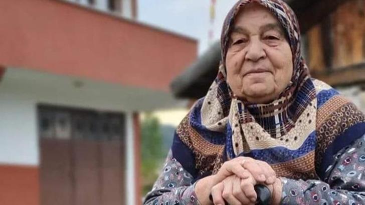 Evinde ölü bulunan 88 yaşındaki kadında darp izlerine rastlandı; üvey oğlu ve akrabası gözaltında