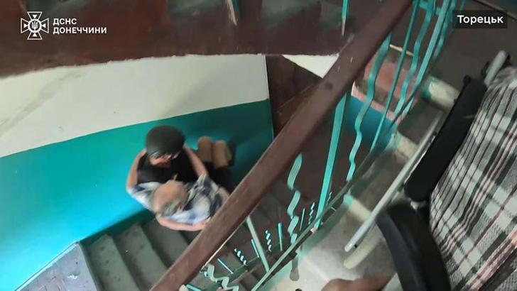 Ukrayna’da 64 kişi savaş bölgesinden tahliye edildi