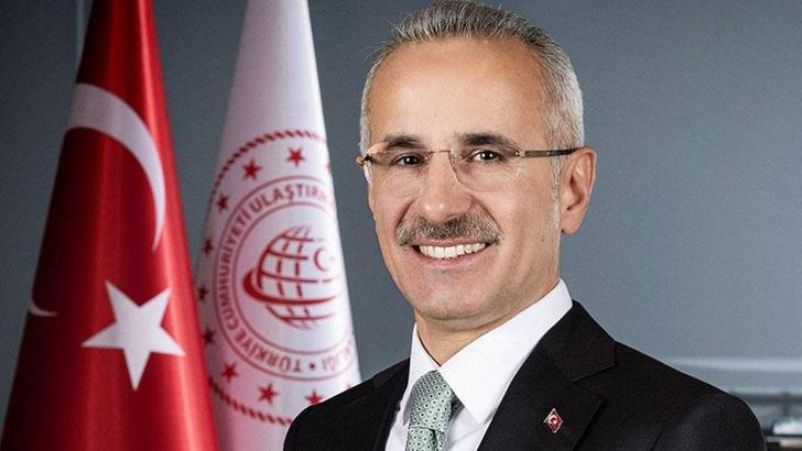 Uraloğlu: THY ile Türksat internet konusunda mutabakat zaptı imzaladı
