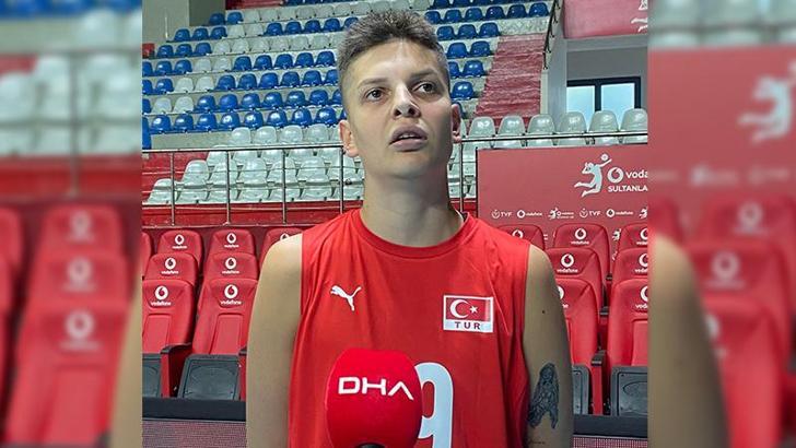 Milli voleybolcu Ebrar Karakurt’un hedefi madalya kürsüsünde olmak