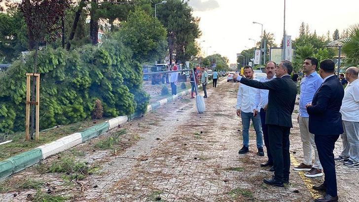 Osmaniye’de şiddetli fırtına çatıları uçurdu, ağaçları kökünden söktü