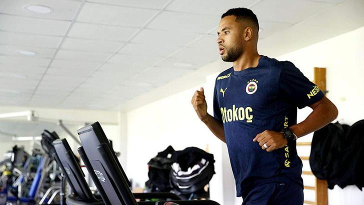 En-Nesyri, Fenerbahçe'de ilk antrenmanını yaptı