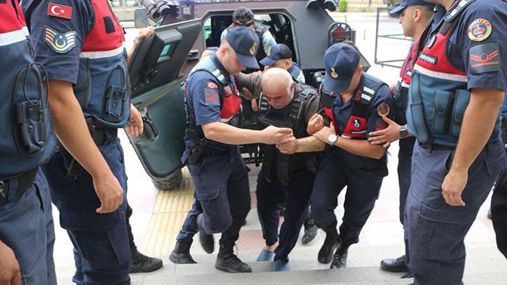 Eski muhtarı öldüren muhtar ile oğlu tutuklandı