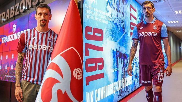 Trabzonspor'da Stefan Savic'e imza töreni