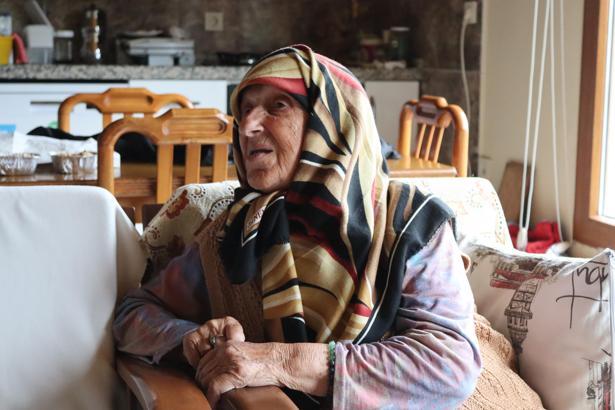 Cumhurbaşkanı Erdoğan'dan memleketi Rize'de komşu ziyareti (3)