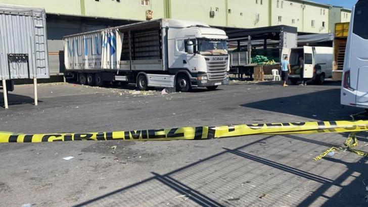 Bayrampaşa'da meyve sebze halinde kavga kanlı bitti; 5 yaralı