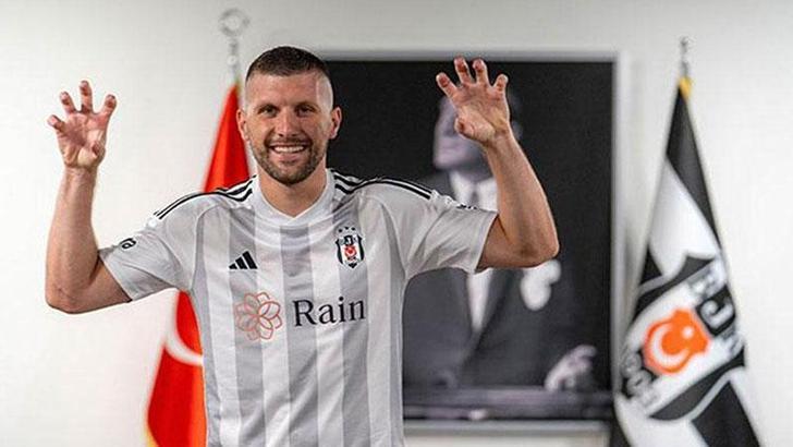 Beşiktaş, Ante Rebic ile yollarını ayırdı