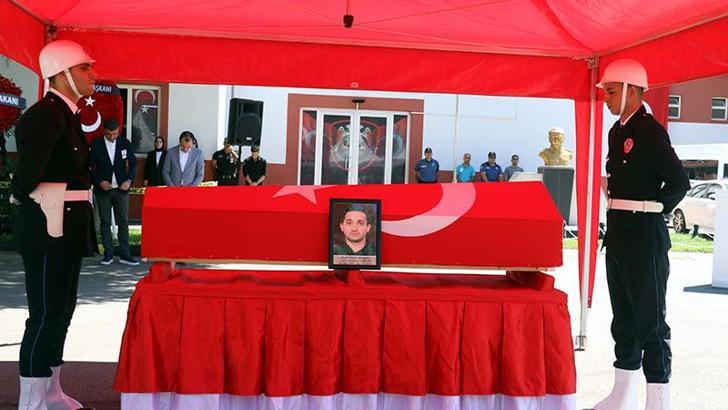 Şehit polis memuru son yolculuğuna uğurlandı