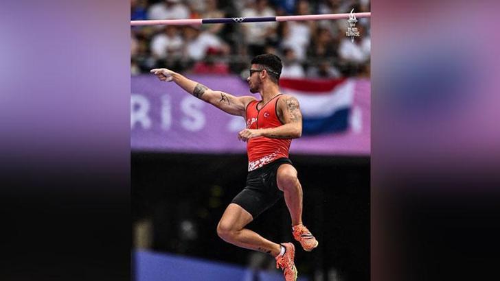 Milli atlet Ersu Şaşma, sırıkla atlamada finale yükseldi