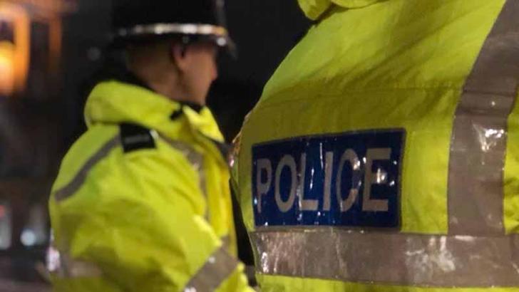 İngiltere’de ırkçılık karşıtı gruplar da sokağa indi