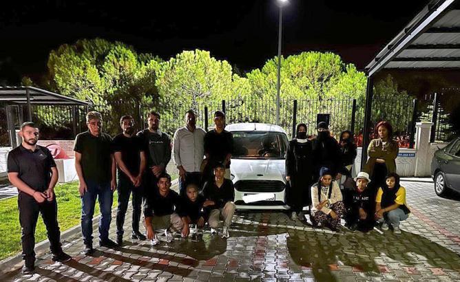 Tekirdağ'da 22 kaçak göçmen ile 3 organizatör yakalandı
