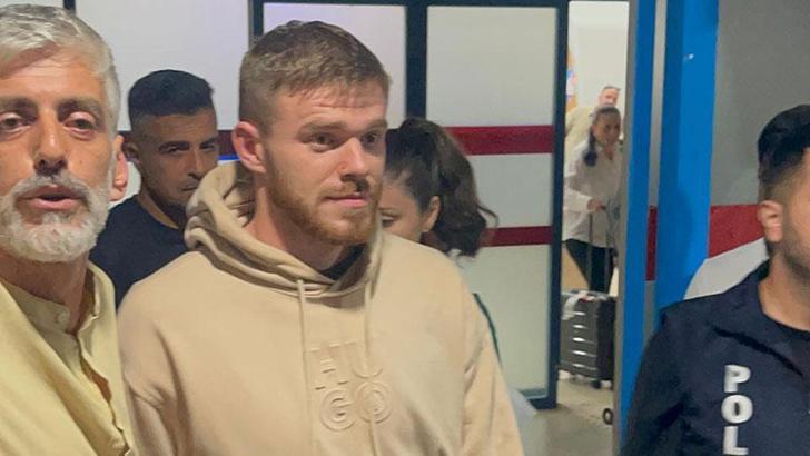 Trabzonspor'un yeni transferi Arseniy Batagov, Trabzon'a geldi