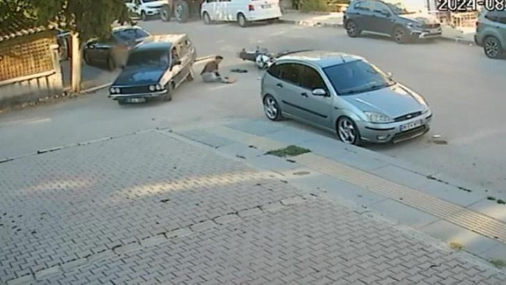 Motosikletle otomobilin çarpıştığı kaza kamerada
