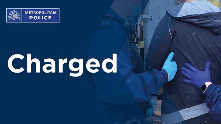 İngiltere’de bıçaklı saldırı: 11 yaşındaki kız çocuğu yaralandı