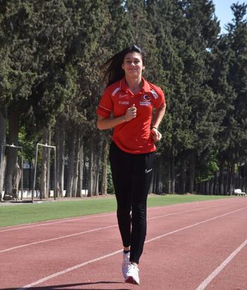 Aysel'in hedefi, Paralimpik Oyunları'nda madalya alan ilk Türk sporcu olmak