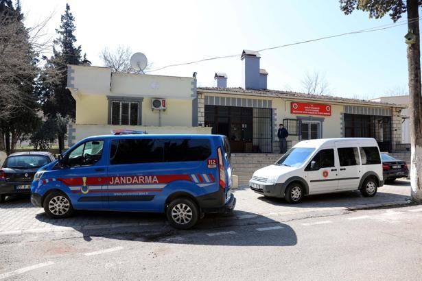 Tarlasına giden çiftçiyi, husumetlisi av tüfeğiyle öldürdü
