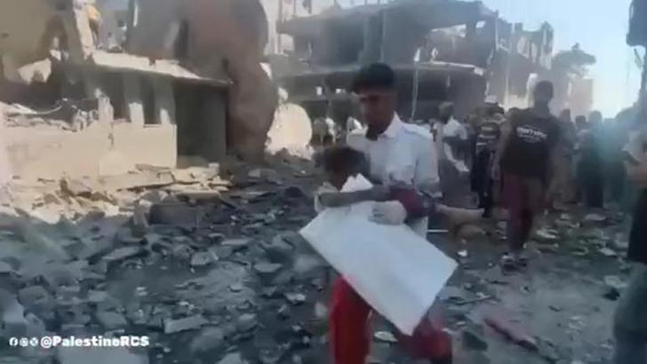 Filistin Kızılayı: İsrail’in Han Yunus’a düzenlediği saldırıda 7 kişi öldü, 10 kişi yaralandı