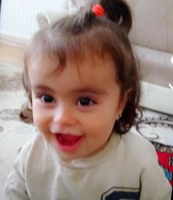 Midibüsün çarptığı 2 yaşındaki Damla, doğum gününde toprağa verildi