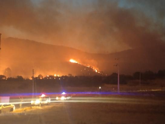 Karşıyaka'daki orman yangını; 87 ev boşaltıldı, 16 ev yandı (8)