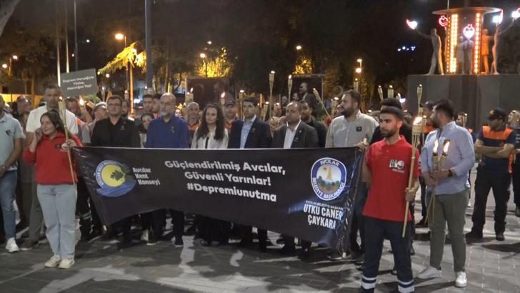 Avcılar’da, 17 Ağustos Depremi'nde yaşamlarını yitirenler, 03.02'de anıldı