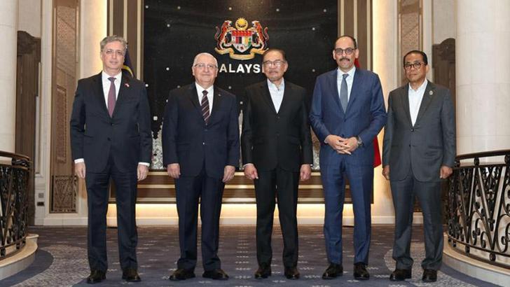 Bakan Güler ve MİT Başkanı Kalın Malezya’da