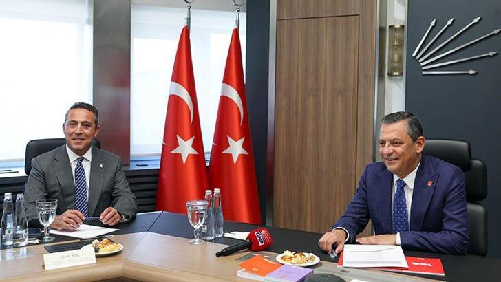 Özgür Özel, Fenerbahçe Başkanı Ali Koç ile görüştü