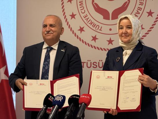 OSTİM OSB'de, kadınlar ve kız öğrencilere istihdam garantili eğitim imkanı