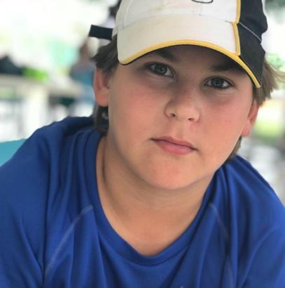 Otomobille çarpışan motosiklet sürücüsü hayatını kaybetti