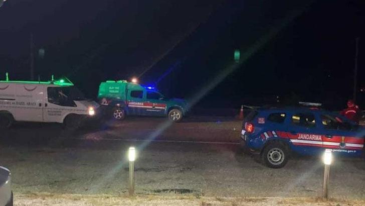 Malatya'da yolun karşısına geçerken iki otomobilin çarptığı kadın öldü