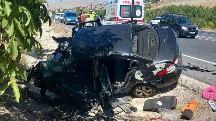 Malatya'da otomobil, takla attı: 3 ölü, 1 yaralı