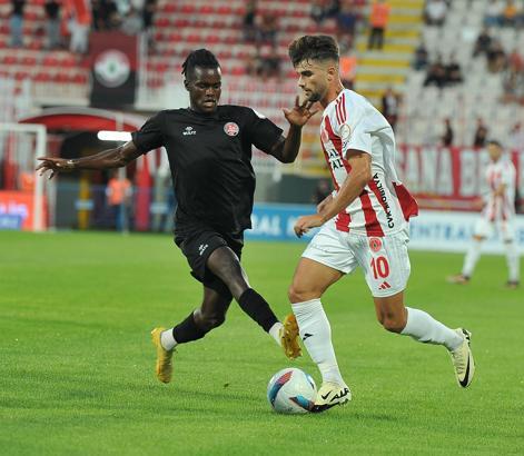Ümraniyespor - Fatih Karagümrük: 2-2