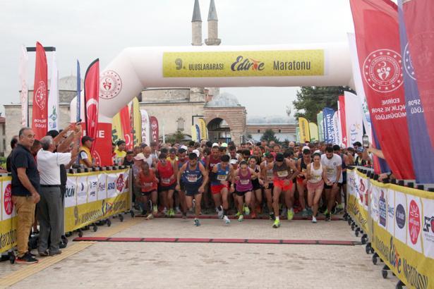 Uluslararası Edirne Maratonu renkli görüntülere sahne oldu