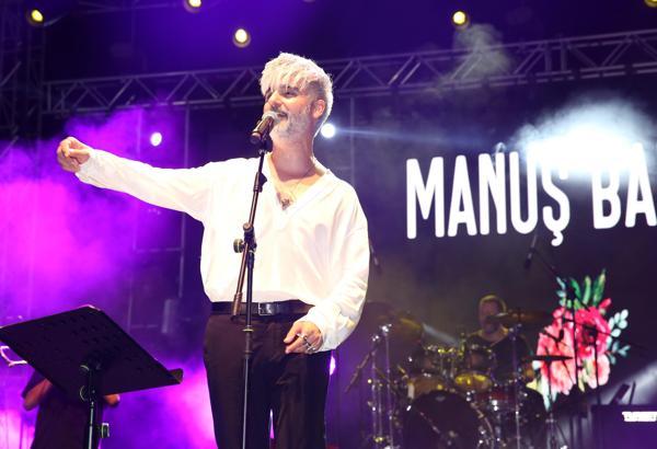 Serik'te Manuş Baba konseri