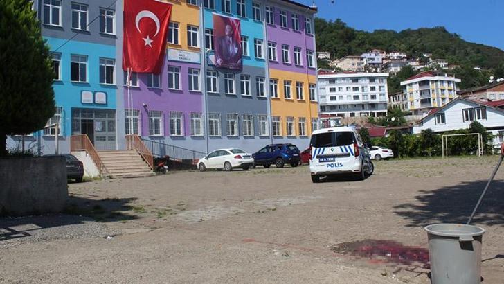 Okul bahçesinde öğretmenin kullandığı otomobilin çarptığı 7 yaşındaki Miray öldü