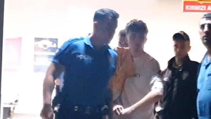 Tartıştığı kişiyi 12 bıçak darbesiyle öldüren 16 yaşındaki şüpheli: Kendimi korumak istedim