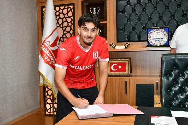 Balıkesirspor'dan gurbetçi transferi