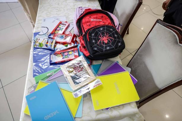 Ümraniye Belediyesi'nden öğrencilere kırtasiye desteği