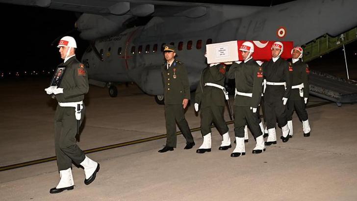 Şehit Binbaşı Ayan'ın cenazesi, memleketi Isparta'da