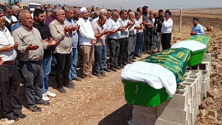 Kazada ölen 2 kız kardeş, yan yana toprağa verildi