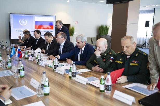 UAEA Başkanı Grossi ve Rosatom Genel Müdürü Likhachev Kaliningrad’da görüştü