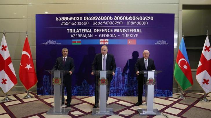Bakan Güler, Türkiye-Azerbaycan-Gürcistan Üçlü Savunma Bakanları Toplantısı’na katıldı