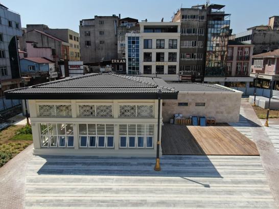 Anakent otopark ve meydan projesi tamamlandı