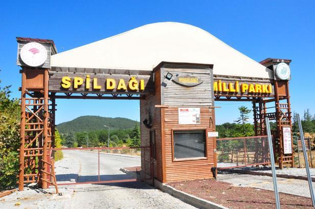 Spil Dağı Milli Parkı'nın işletim hakları firmadan alındı; girişler kapatıldı